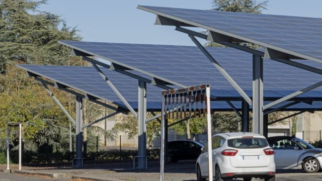 Ombrière parking photovoltaïque