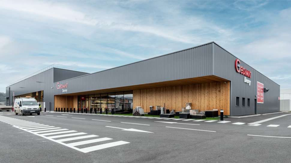 Batiment tertiaire commercial