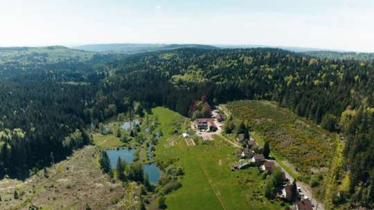 Embedded thumbnail for Tourisme Durable : l'exemple de La Vigotte (88)